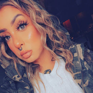 Meet your Posher, Mel